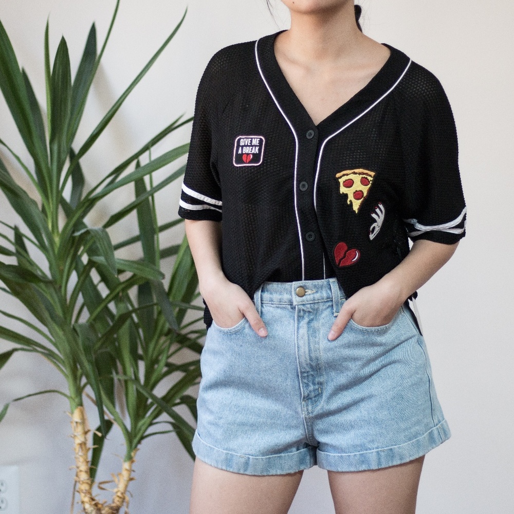 forever 21 mesh baseball tee with patches